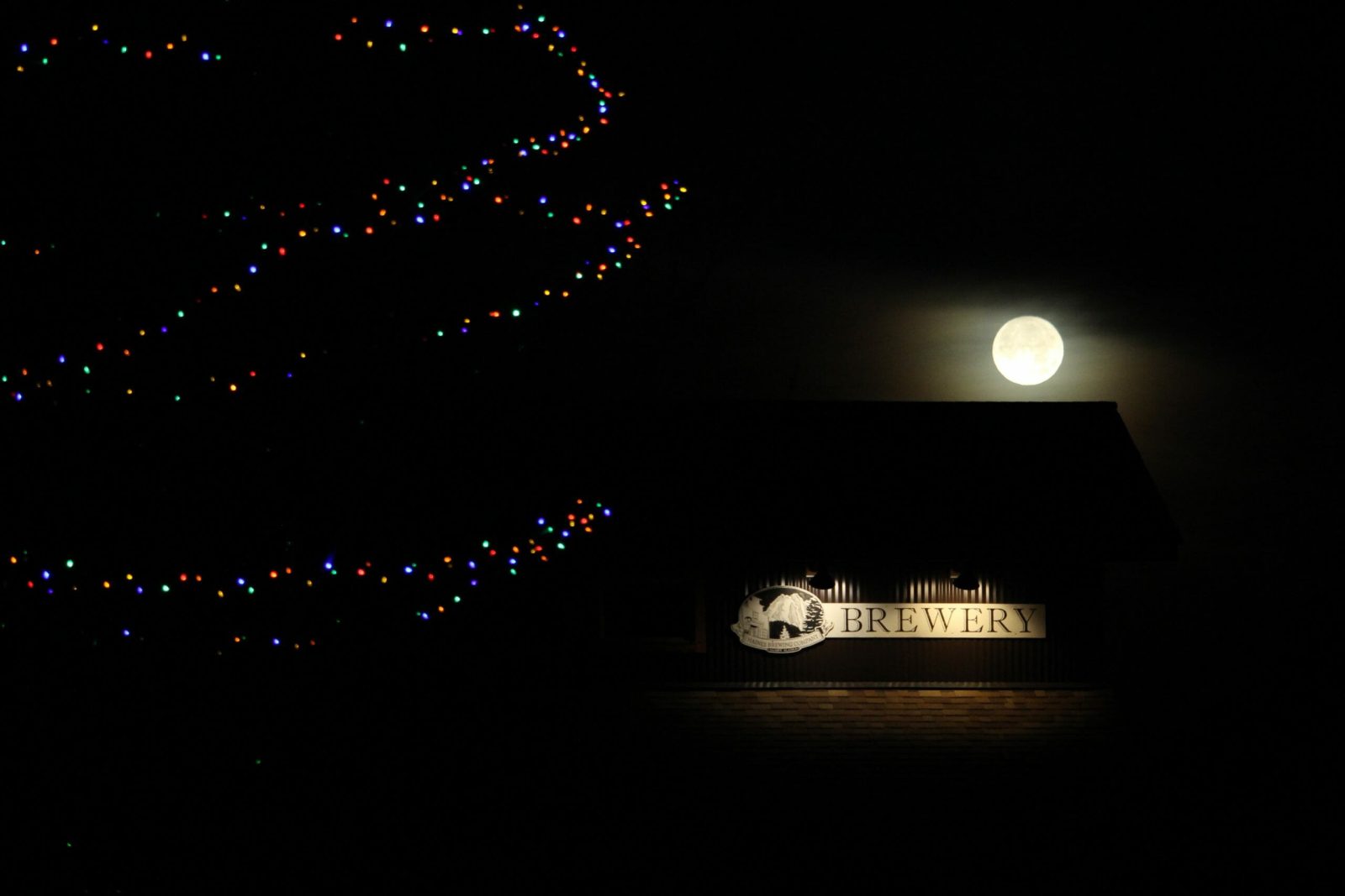 Full Moon on Main Street